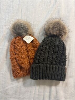 Women’s Pom-Pom Beanie - Orange and Dark Green Knit